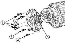 Снятие регулятора напряжения/щеткодержателя/диодного моста в сборе